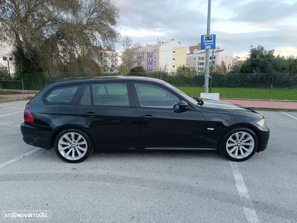 BMW 320 d - 4