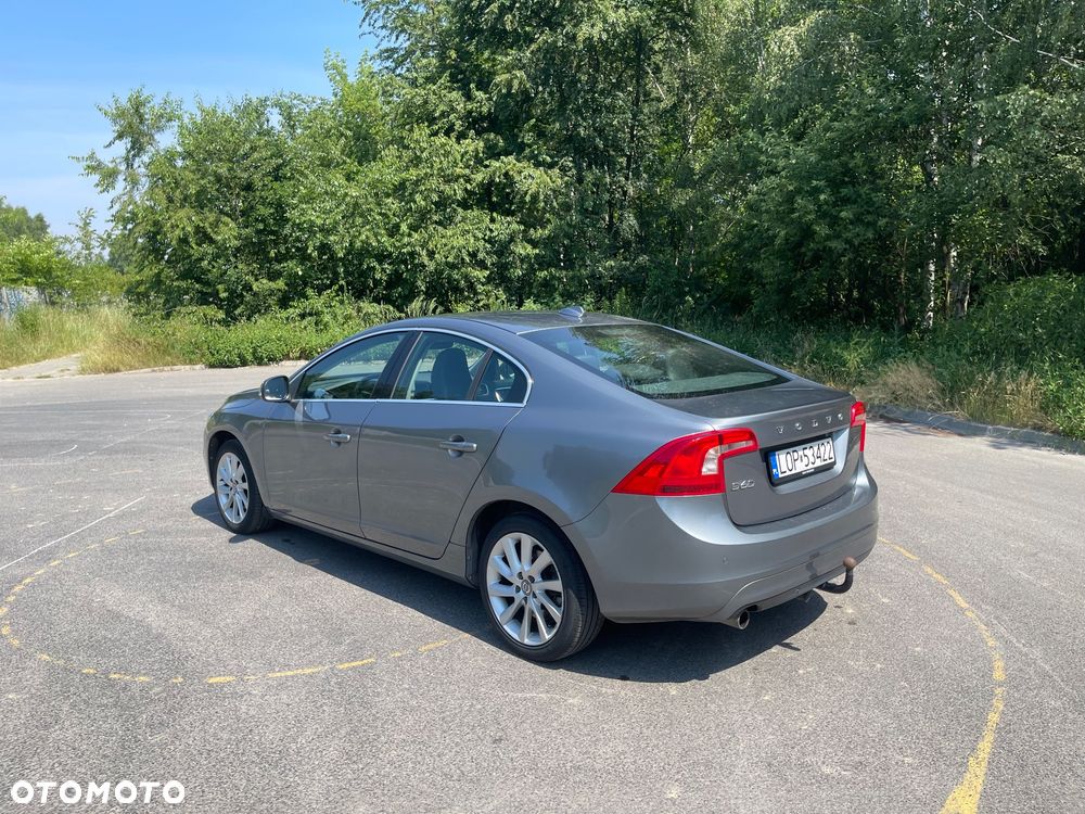 Volvo S60 D2 Drive-E Summum - 3