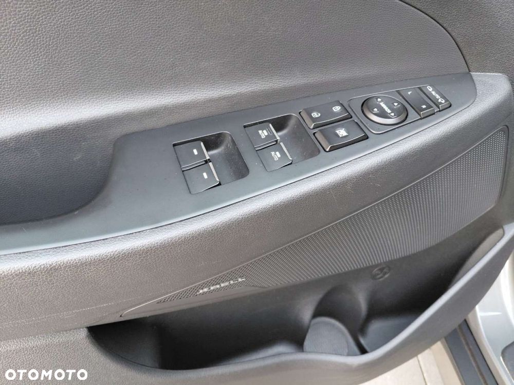 Hyundai Tucson - 13