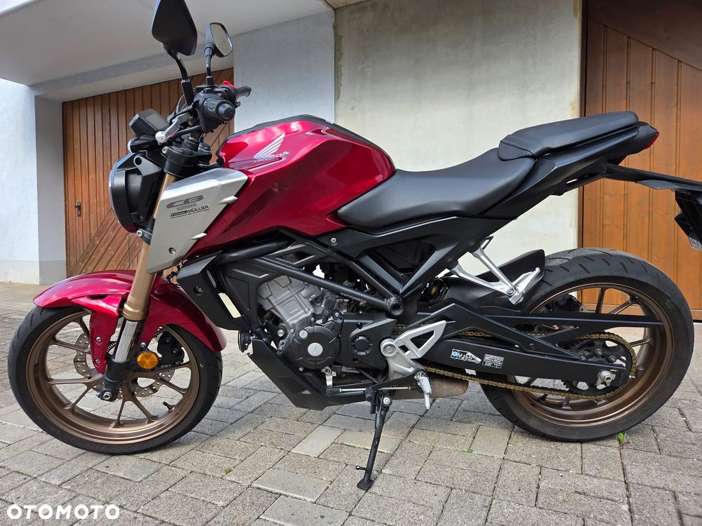 Honda CB - 4