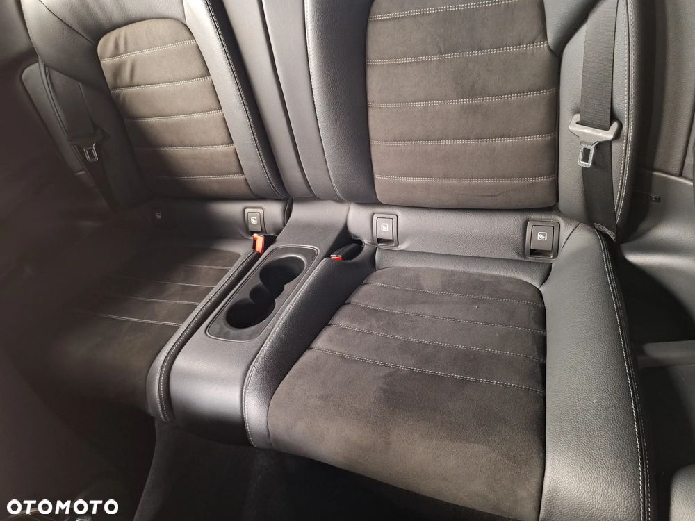 Mercedes-Benz Klasa C 220 d 4Matic 9G-TRONIC AMG Line - 15