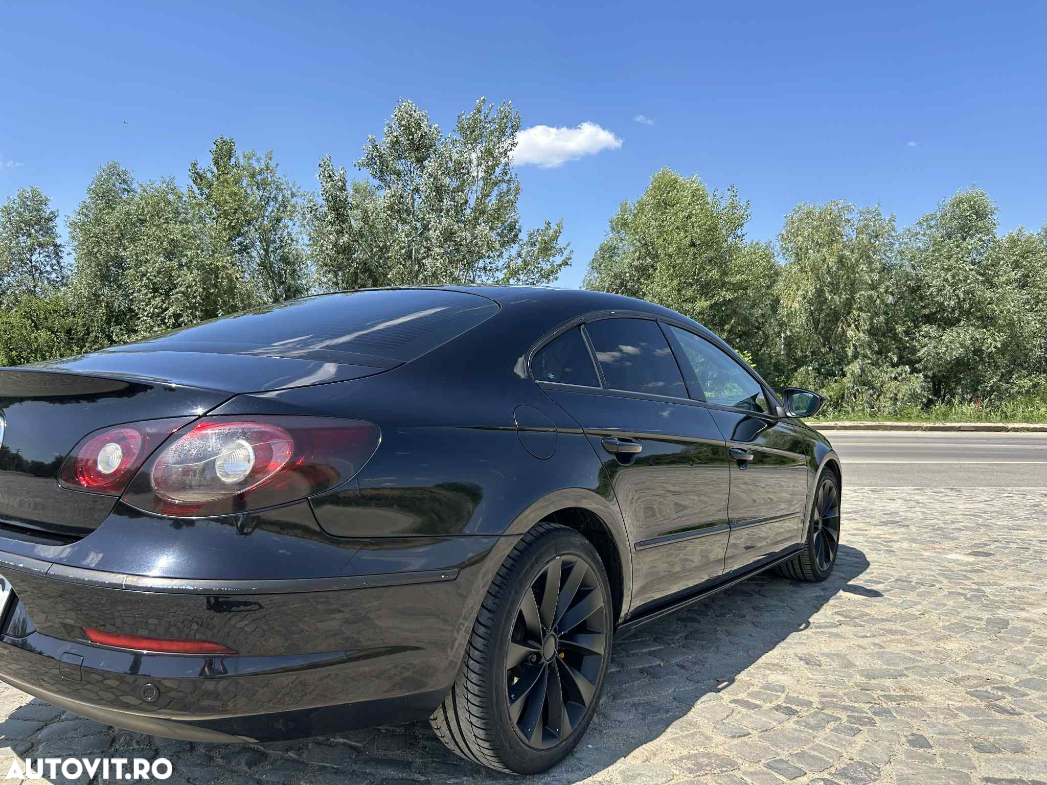Volkswagen Passat 2.0TDI Sportline DPF DSG - 13
