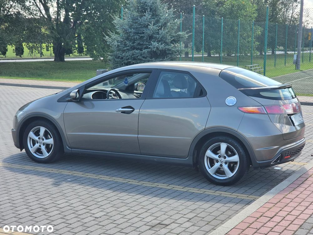 Honda Civic 1.8i-VTEC Sport - 15