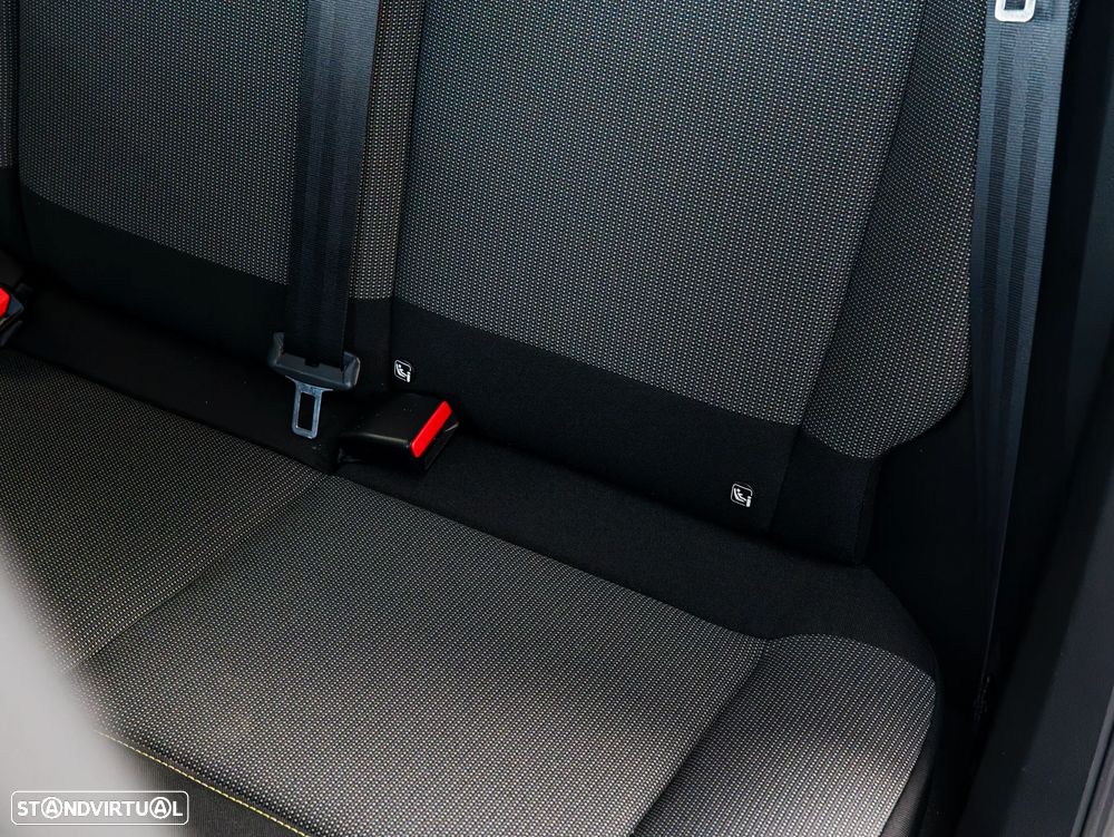 Citroën C3 1.2 PureTech Shine - 22