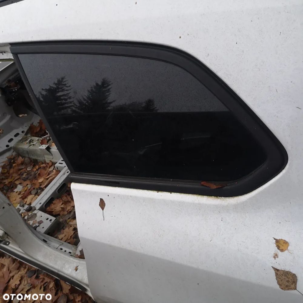 OPEL ASTRA J KAROSERIA BŁOTNIK SZYBA - 27