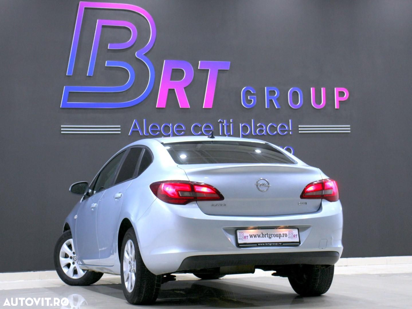 Opel Astra - 4
