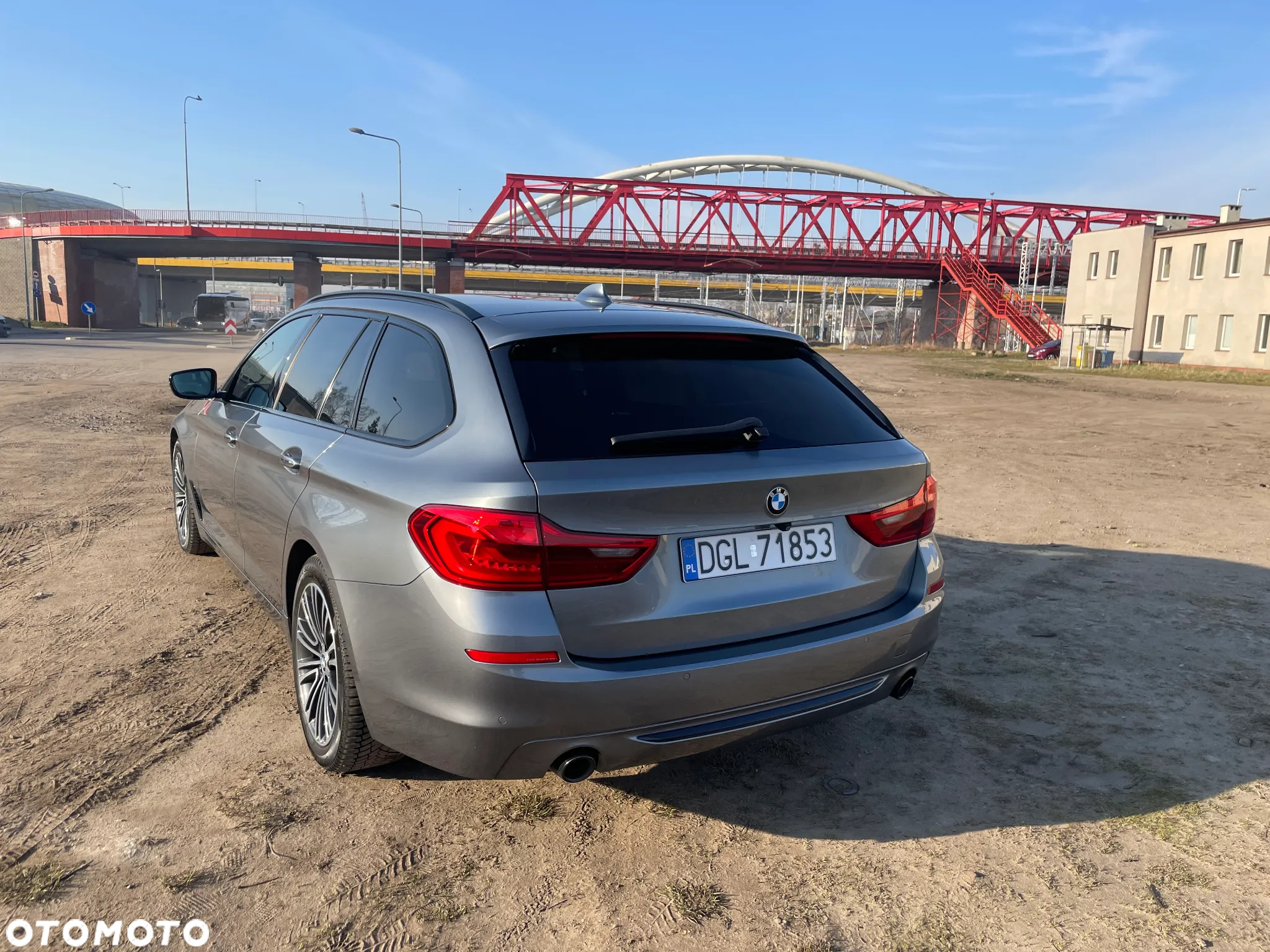 BMW Seria 5 520d Touring Sport Line - 4