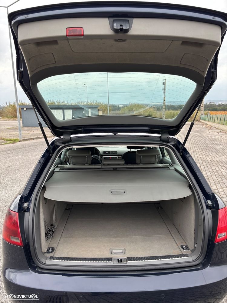 Audi A4 Avant 2.0 TDi - 13