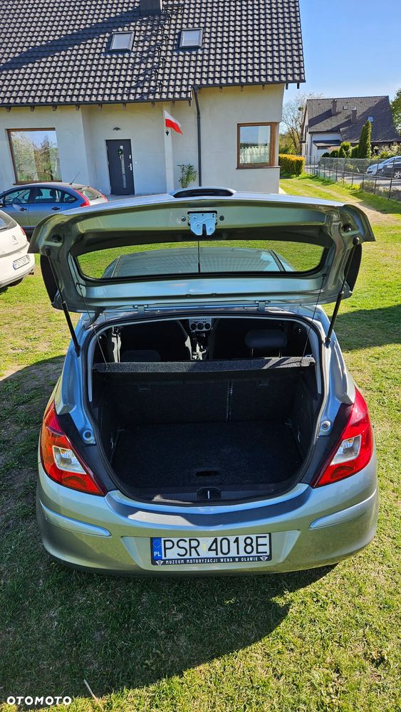Opel Corsa 1.2 16V Cosmo - 14