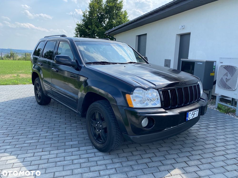 Jeep Grand Cherokee - 1