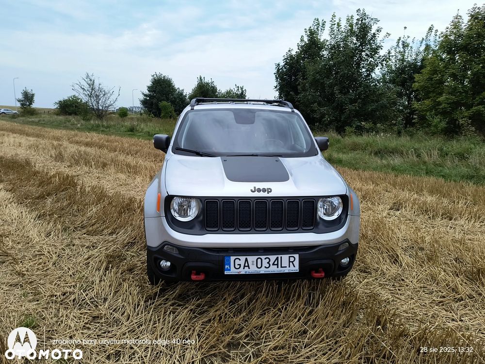 Jeep Renegade - 11