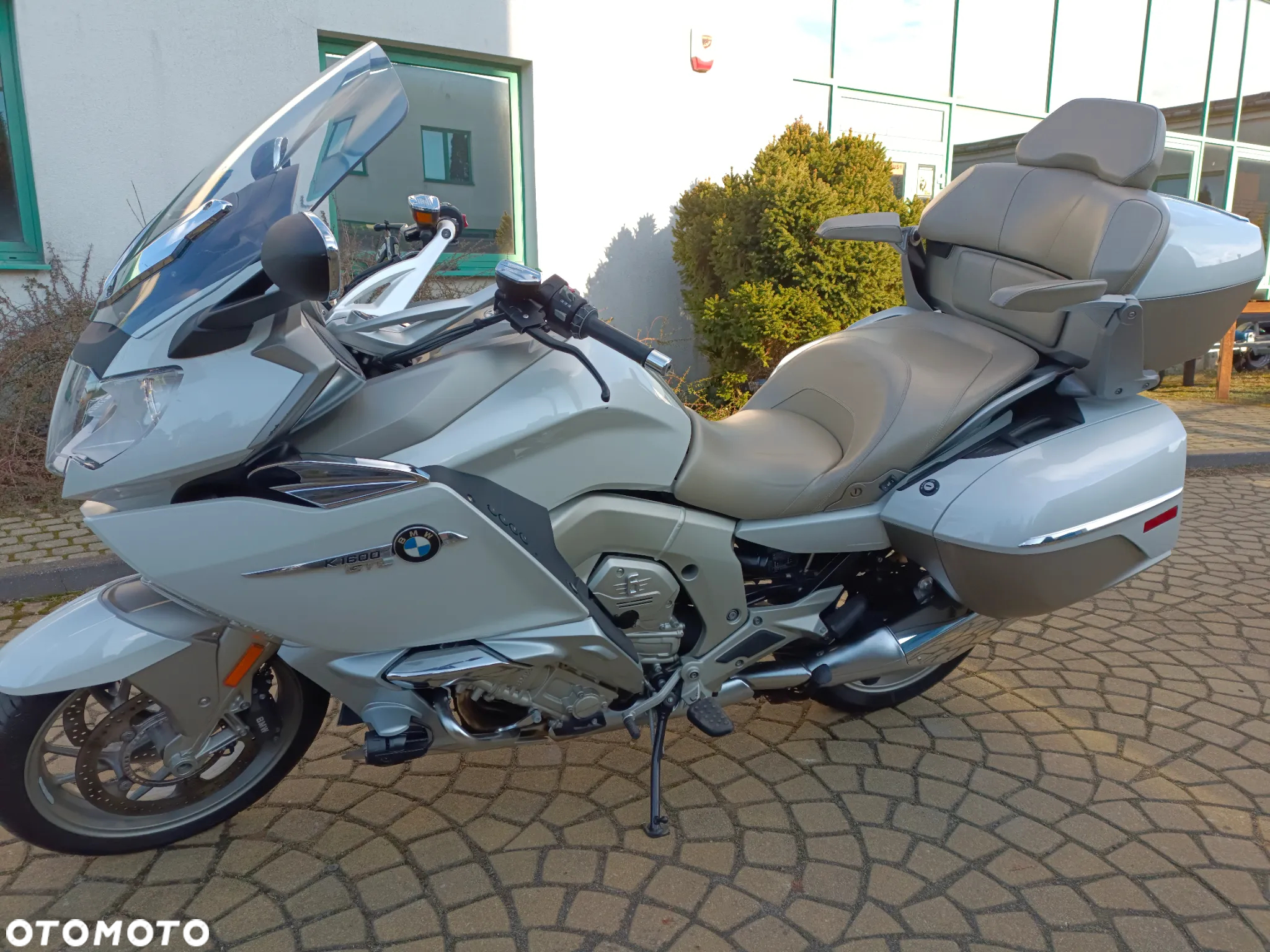 BMW K - 8