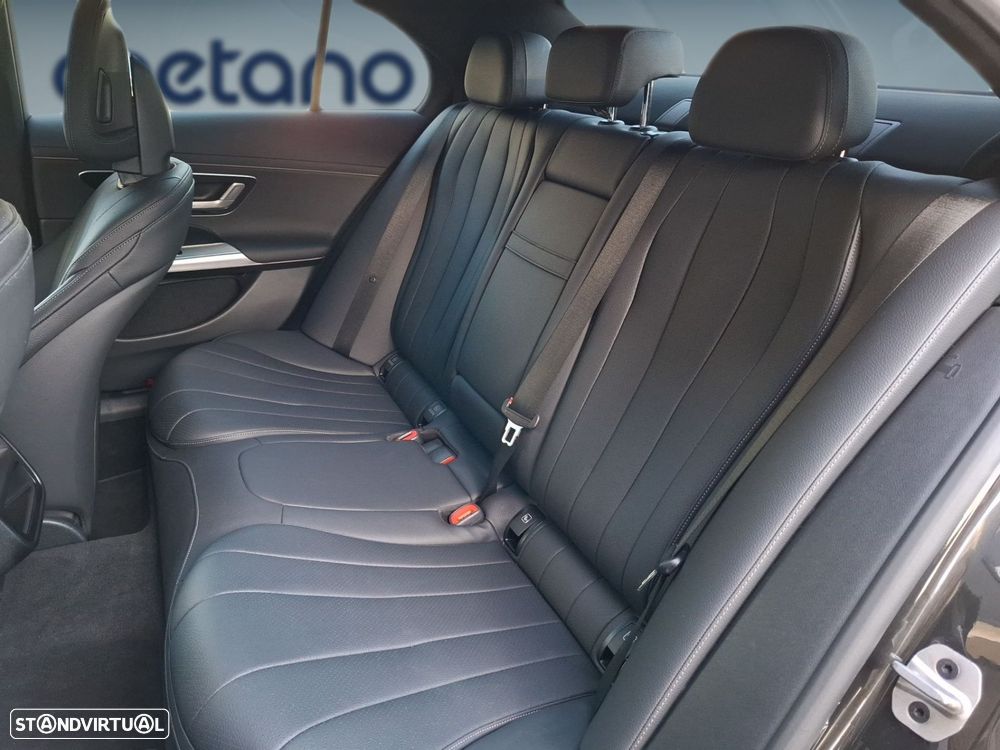 Mercedes-Benz E 220 d - 14