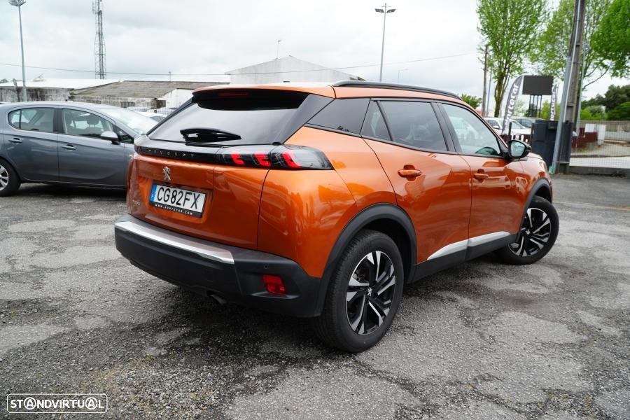 Peugeot 2008 1.2 PureTech Allure - 5
