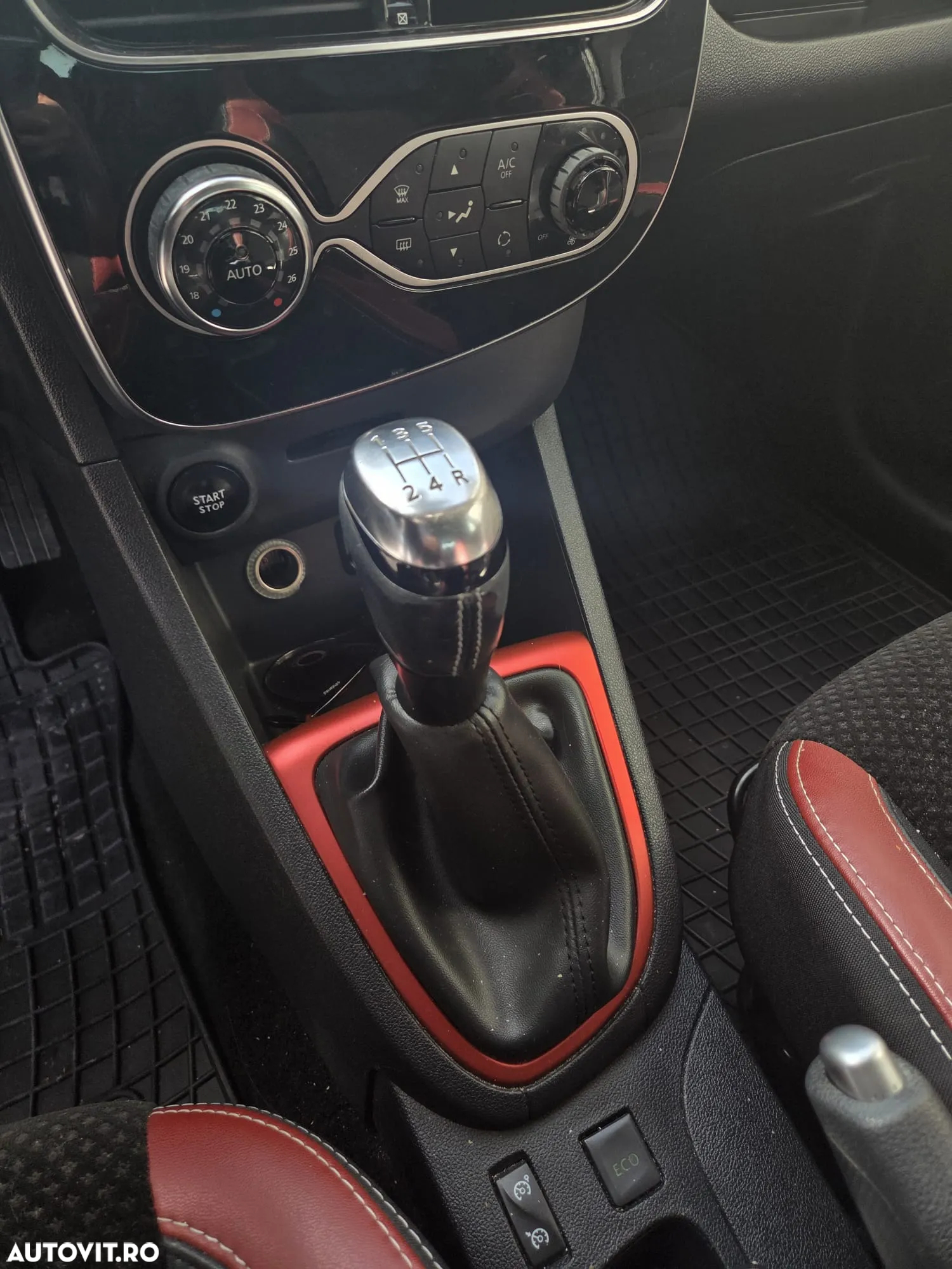 Renault Clio - 19