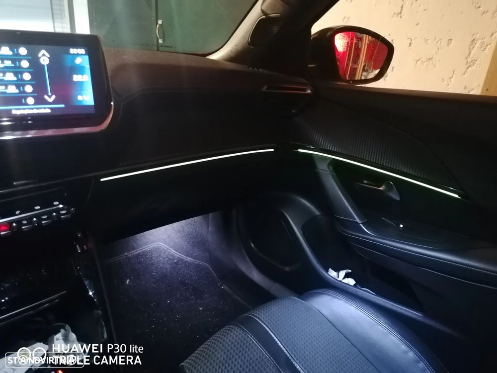 Peugeot 2008 1.5 BlueHDi GT EAT8 - 14