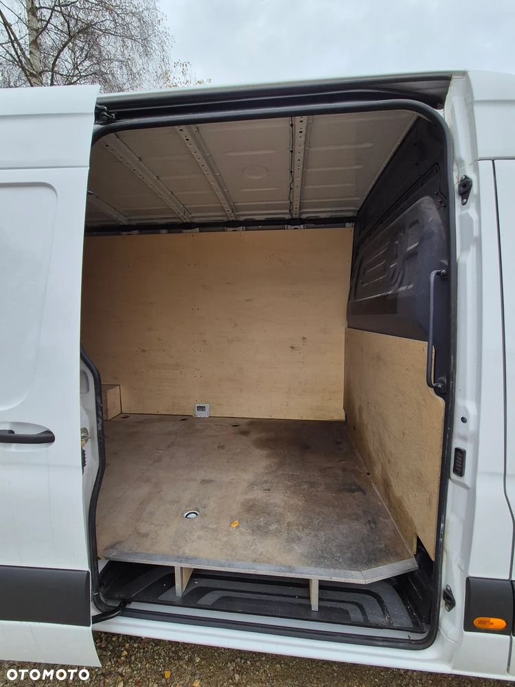 Mercedes-Benz Sprinter - 21