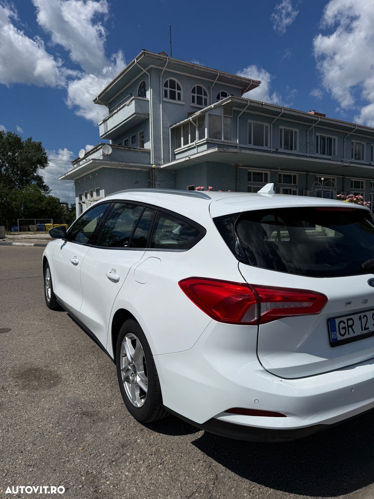 Ford Focus 1.5 EcoBlue Trend - 4