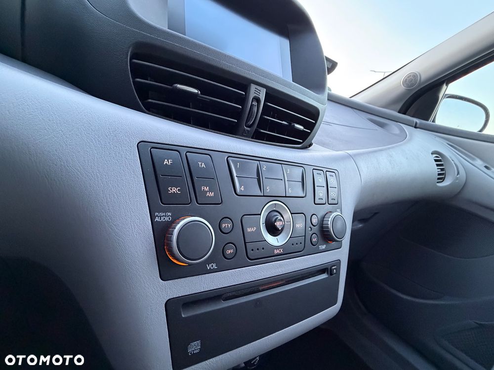 Nissan Almera Tino acenta PLUS - 25