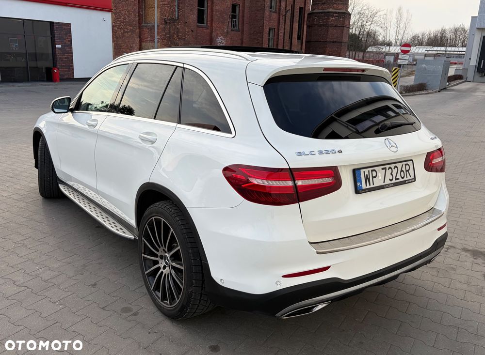 Mercedes-Benz GLC - 11