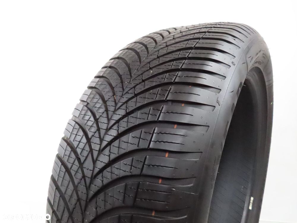 235/50R19 OPONA CAŁOROCZNA Goodyear Vector 4Seasons Gen-3 103W XL - 8