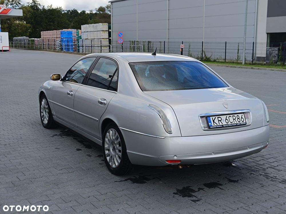 Lancia Thesis - 7