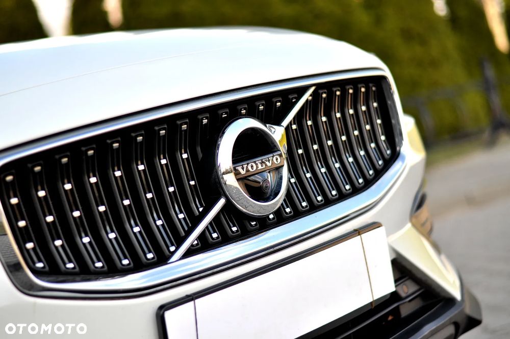 Volvo V60 Cross Country B4 D AWD Plus - 5
