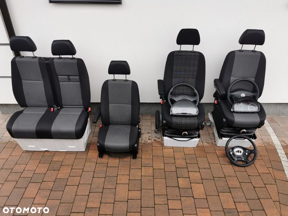 Podłoga szyny Podsufitka Sprinter 906  wykładzina tunel nawiewu boczki  fotele Mercedes Sprinter 906 fotele - 13