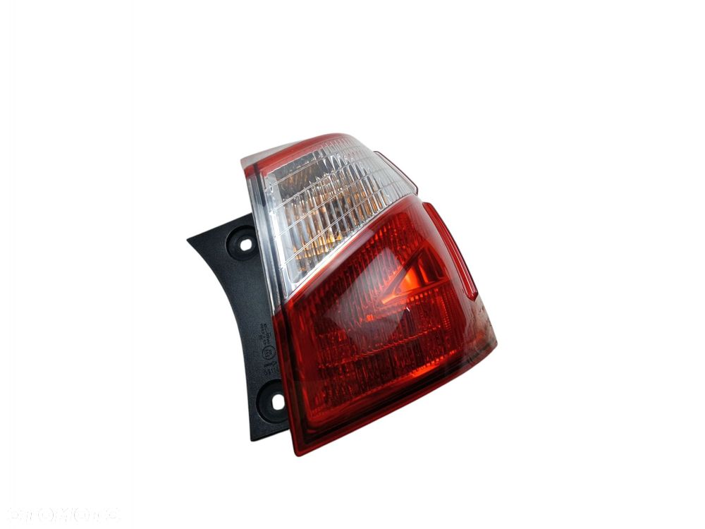 LAMPA PRAWY TYŁ NISSAN QASHQAI+2 J10 LIFT (09-13) EUROPA - 2