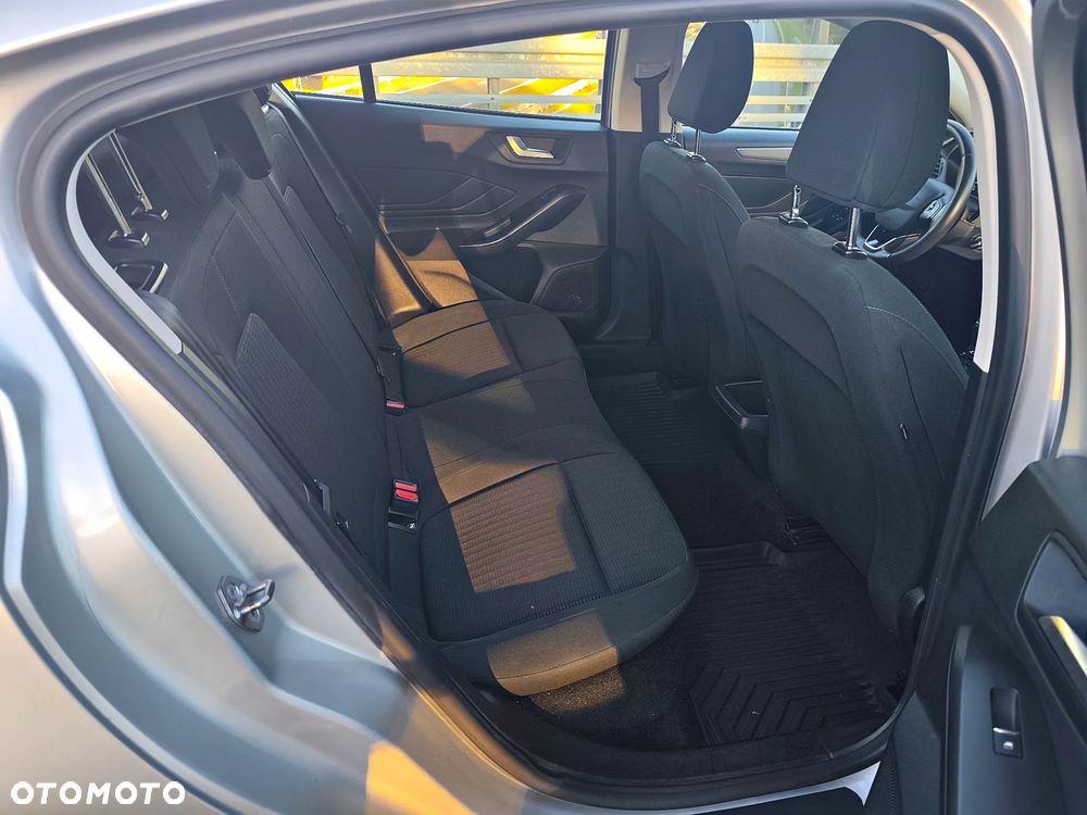 Ford Focus 1.0 EcoBoost Trend Edition - 20