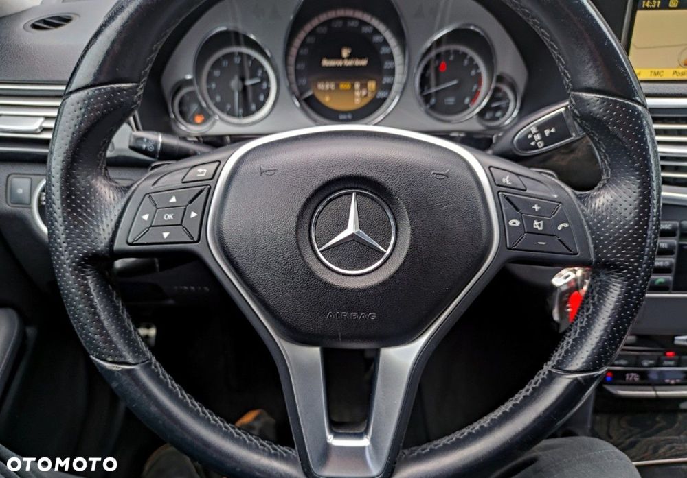 Mercedes-Benz Klasa E - 25