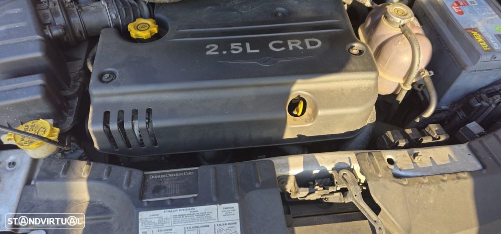 Chrysler Grand Voyager 2.5 CRD SE - 10