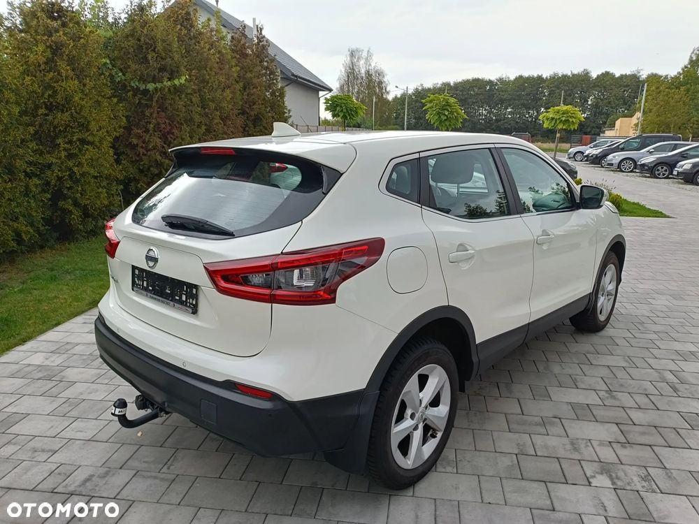 Nissan Qashqai - 10