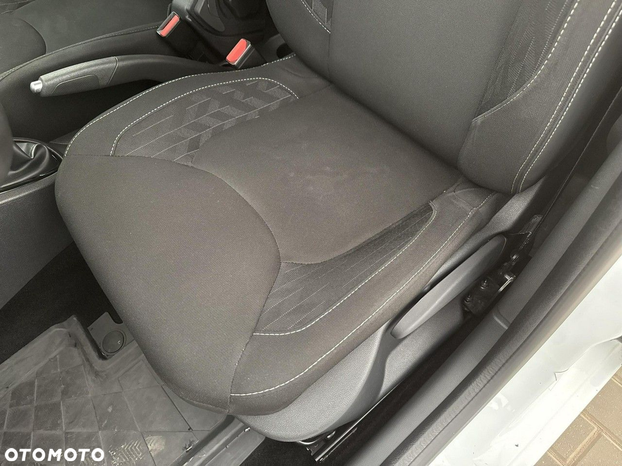 Renault Clio - 18