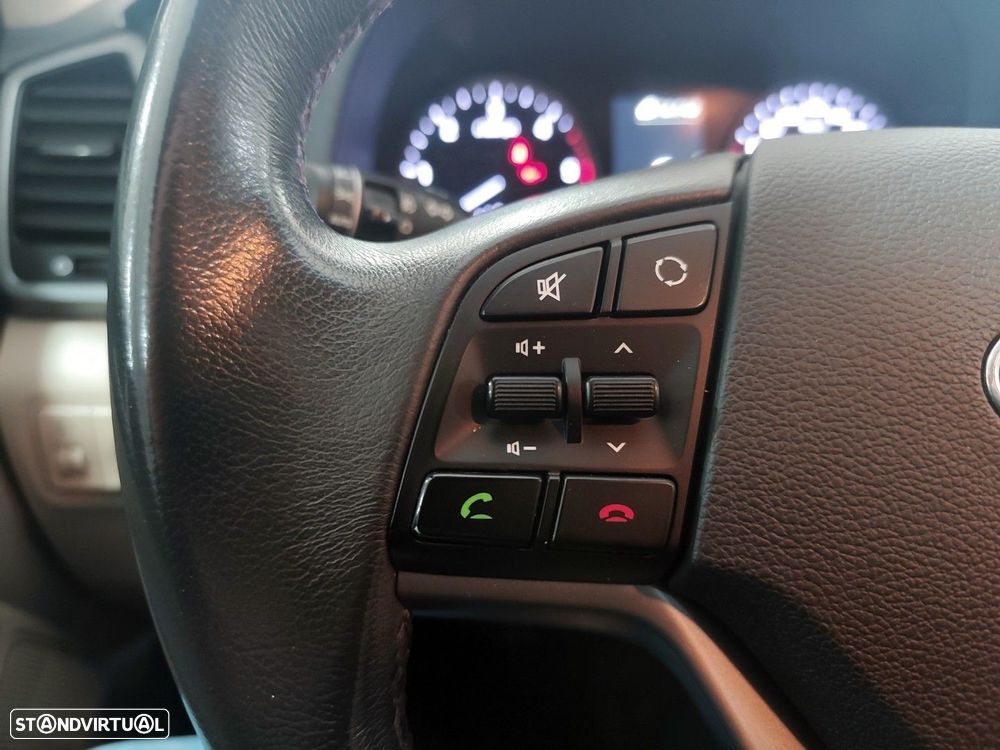 Hyundai Tucson 1.7 CRDi Executive - 18