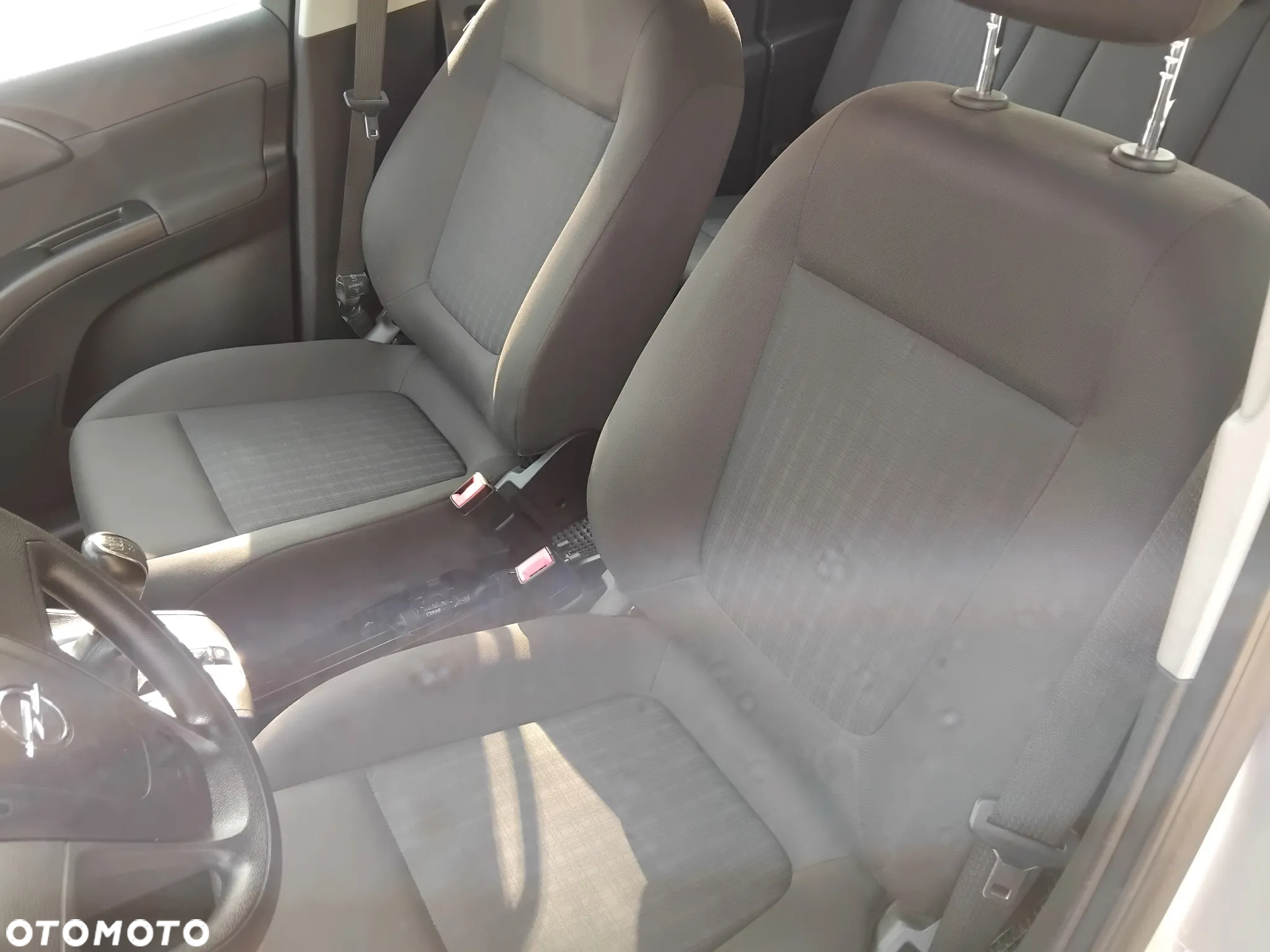 Opel Meriva - 10