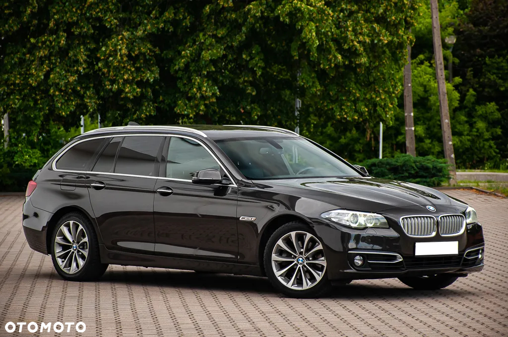 BMW Seria 5 518d Touring Luxury Line - 3