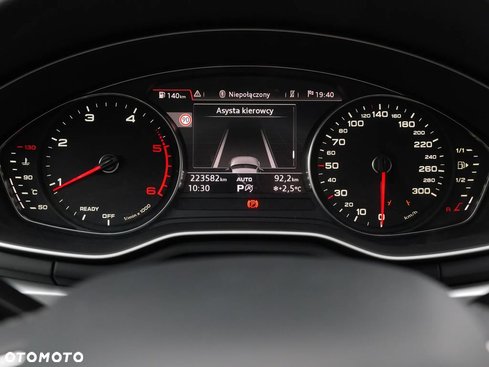 Audi A4 Avant 2.0 TDI S tronic quattro - 24