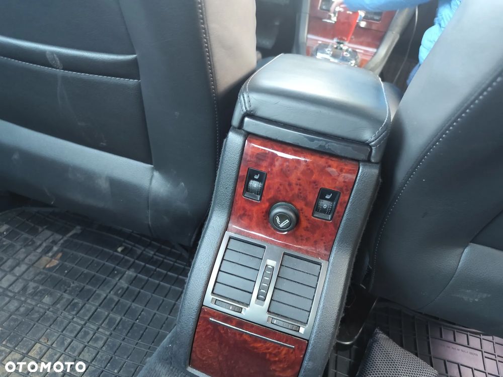Skoda Superb 2.8 V6 Platinum - 37
