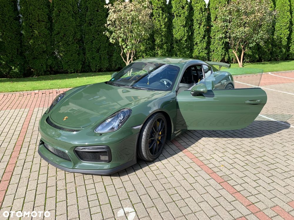 Porsche Cayman GT4 - 3