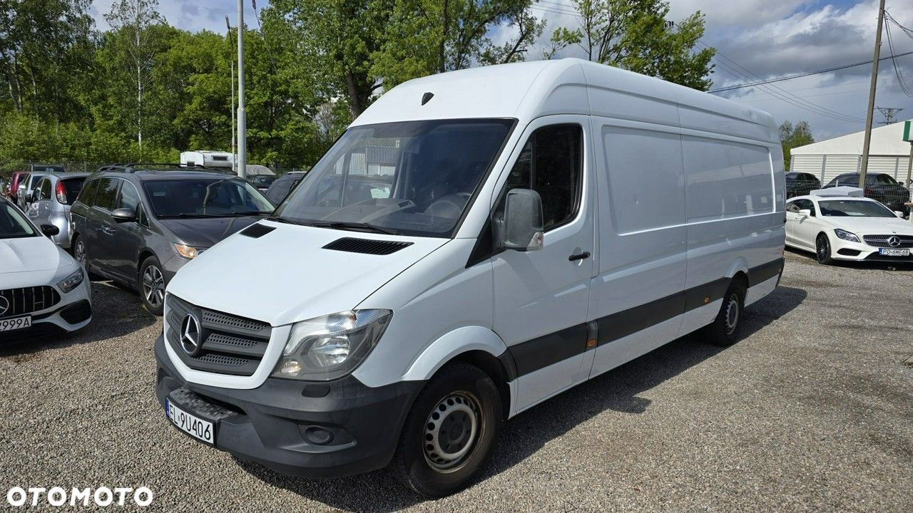 Mercedes-Benz Sprinter - 1