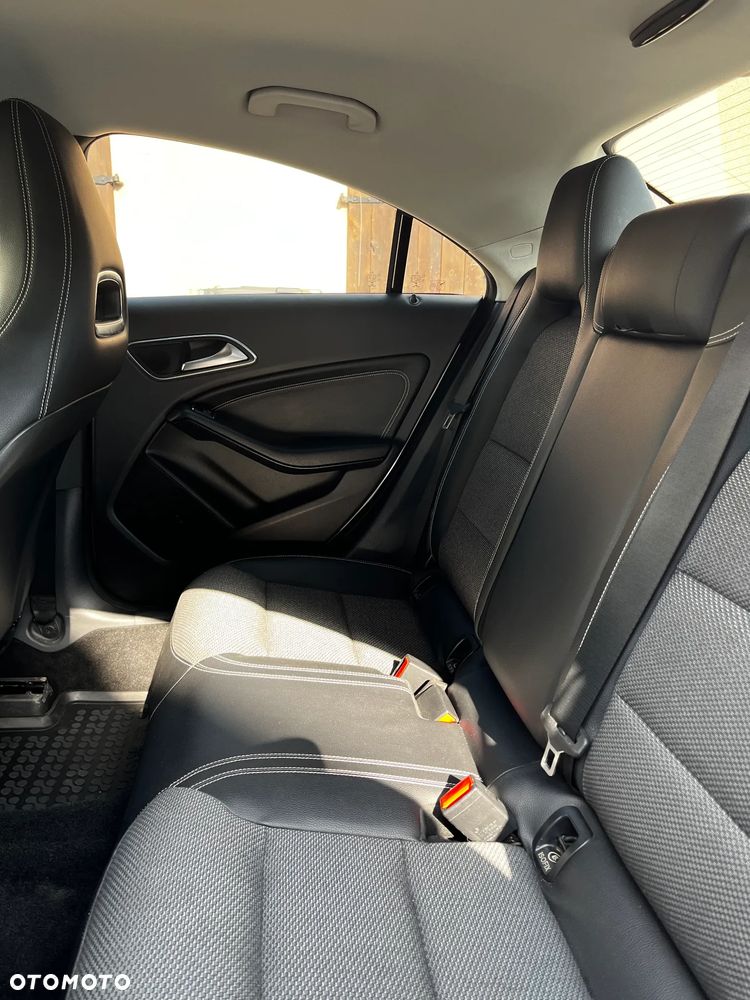 Mercedes-Benz CLA - 6