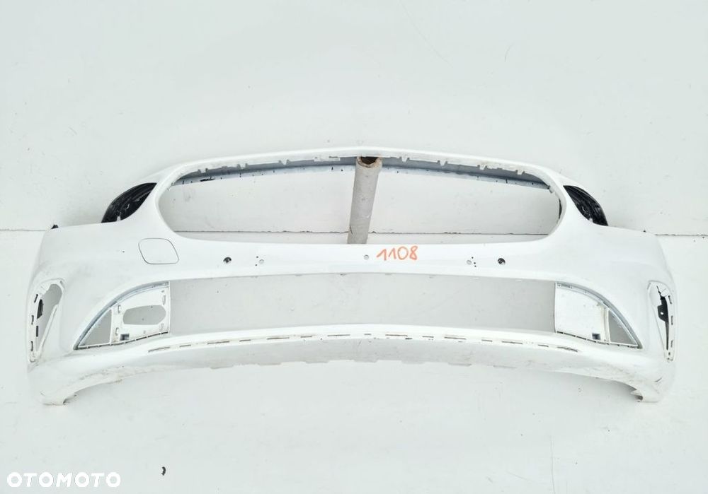 MERCEDES B-KLASA 247 Zderzak przód przedni