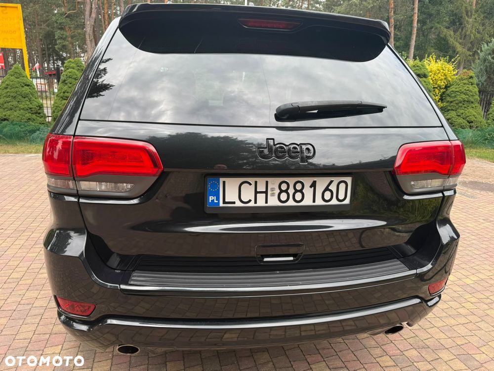 Jeep Grand Cherokee - 14