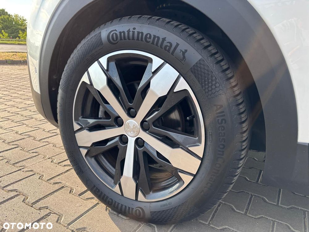 Peugeot 3008 1.5 BlueHDi Allure S&S EAT8 - 5