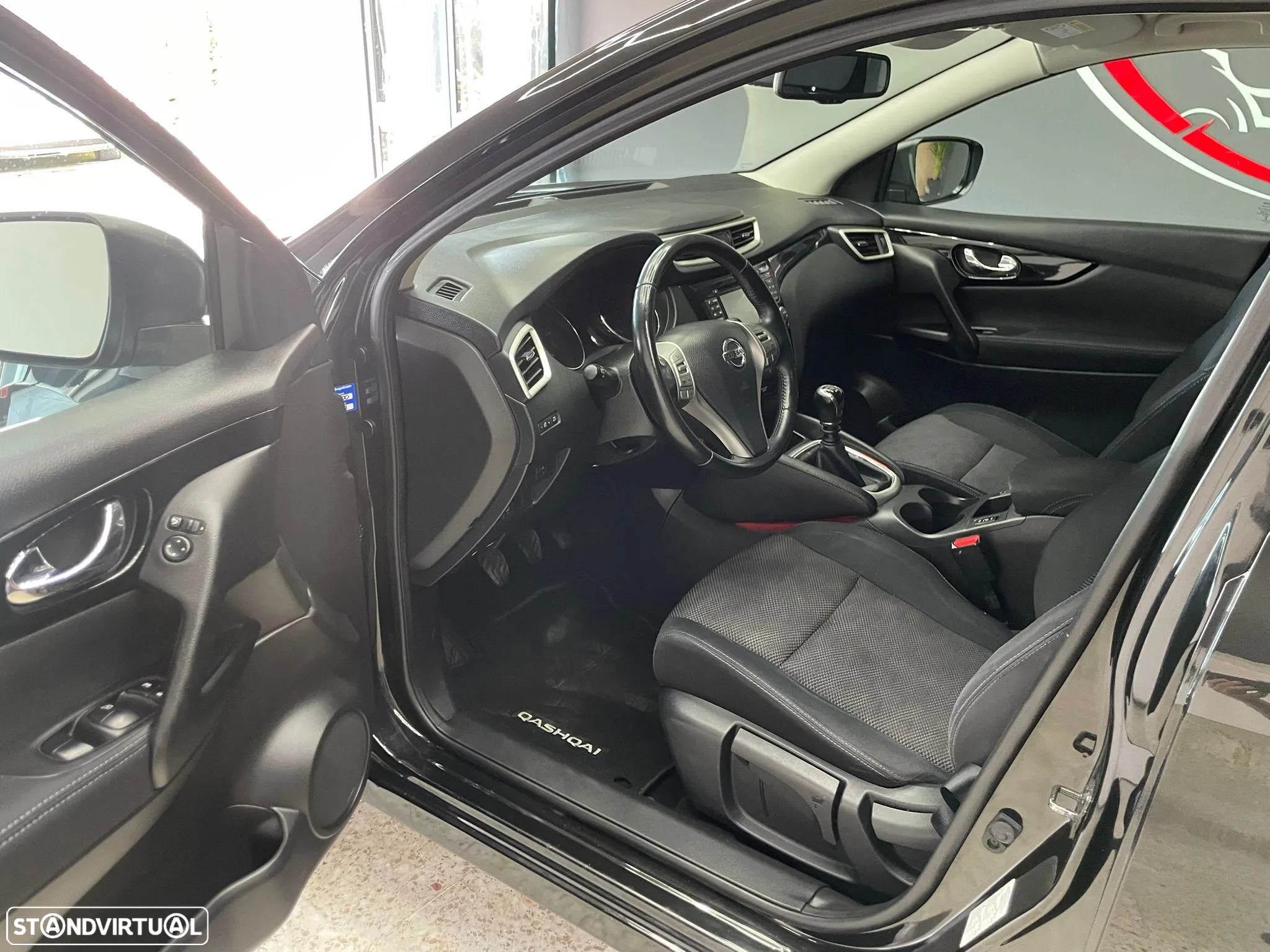 Nissan Qashqai 1.6 dCi Tekna - 4
