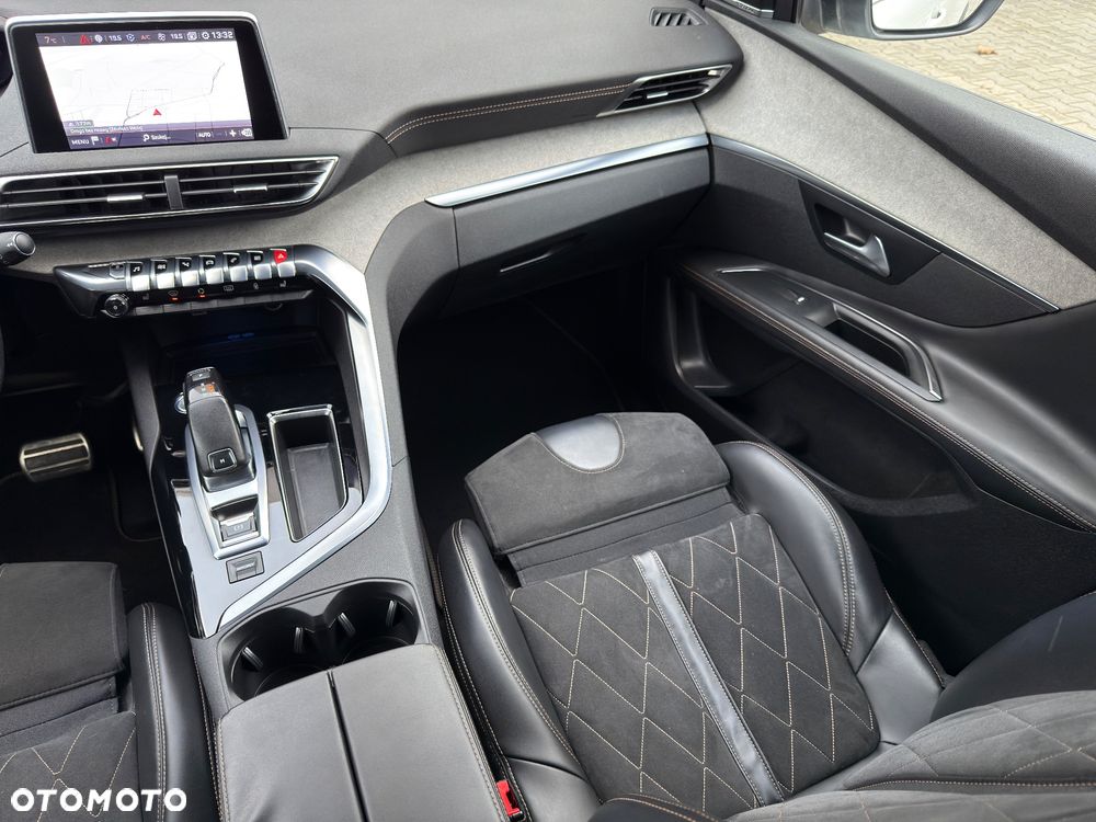 Peugeot 3008 BlueHDi 180 Stop & Start EAT8 GT - 10