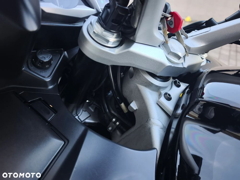 Yamaha FJR - 23