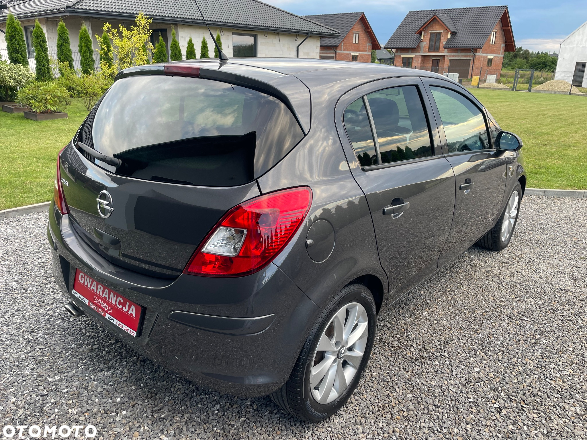 Opel Corsa 1.4 16V 150 Jahre - 4