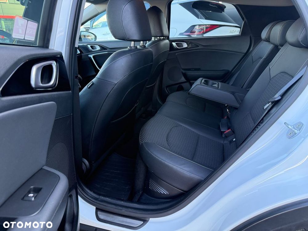 Kia XCeed 1.6 GDI PHEV L Business Line DCT - 26